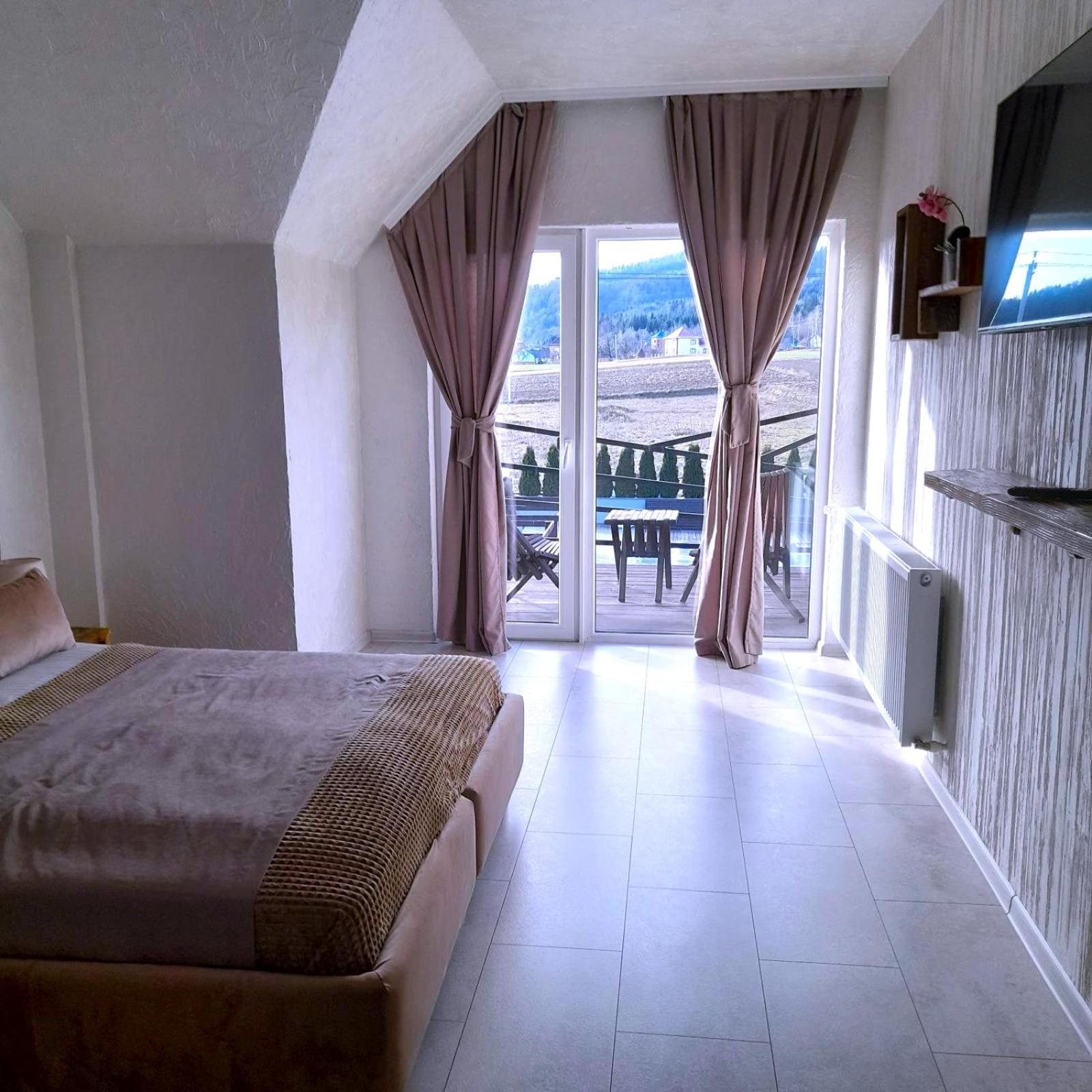 Four Seasons In Carpathians Hotel Migovo Ngoại thất bức ảnh